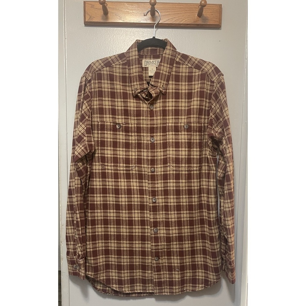 Duluth Trading Co Flannel Shirt Men's M Burgundy Plaid Long Sleeve Button Down